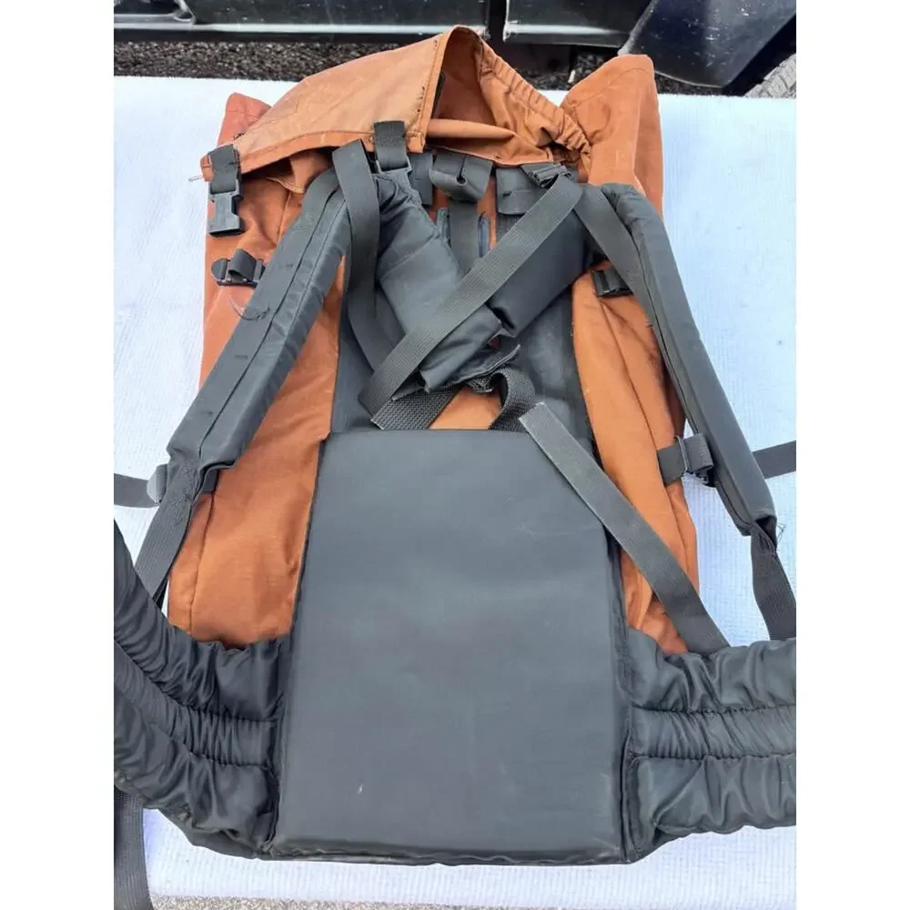 Vintage 1970s Coleman Peak 1 Internal Frame Hiking Backpack